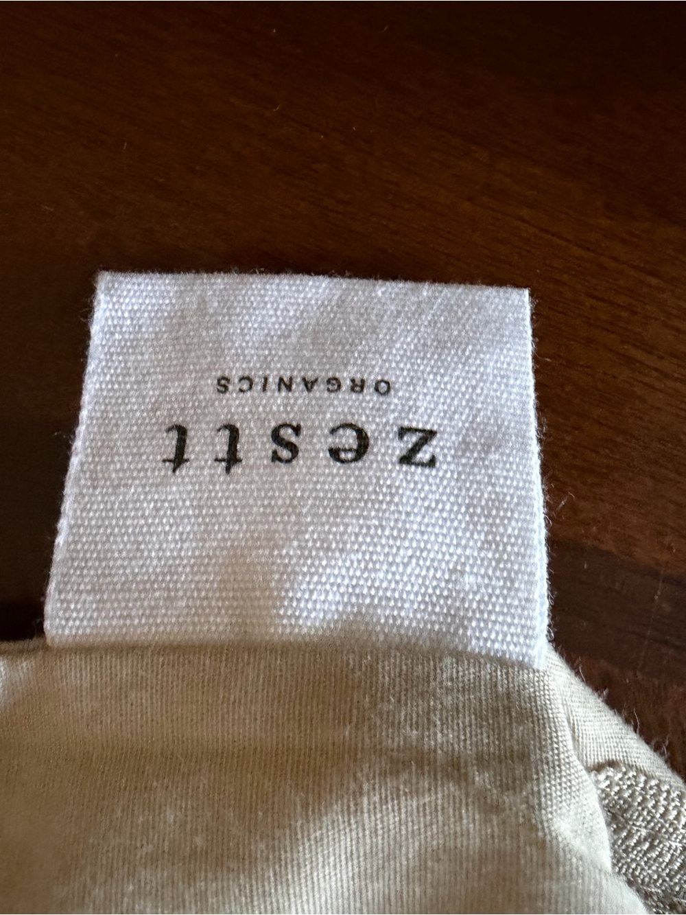 Beautiful organic travel scarf by Zestt in birch color. - Picture 2 of 6